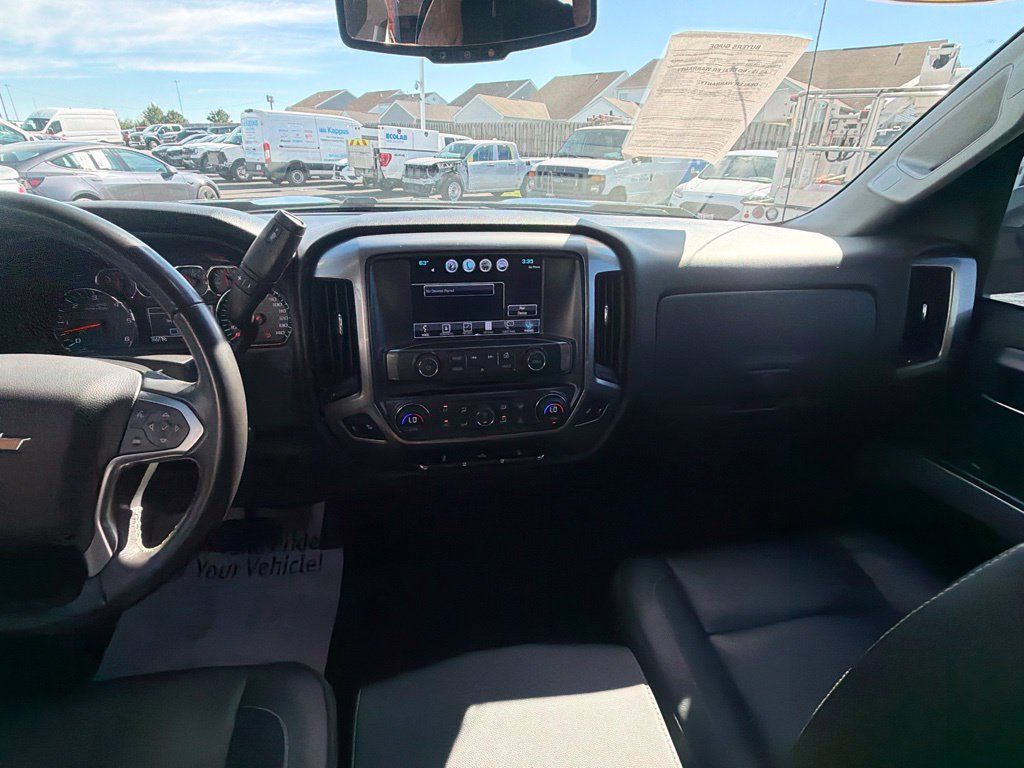 Used 2018 Chevrolet Silverado 1500 LT w/ All Star Edition AWD/4WD image 24