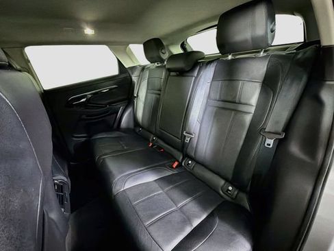 Used 2020 Land Rover Range Rover Evoque SE AWD/4WD image 22