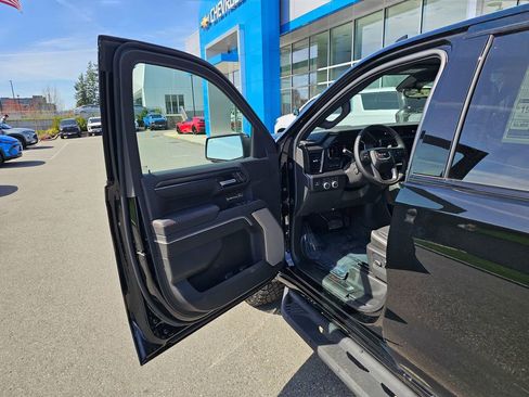 New 2026 GMC Sierra 1500 AT4X AWD/4WD image 19