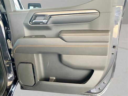 Used 2024 GMC Sierra 1500 AT4 w/ AT4 Premium Package image 26