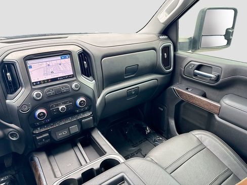 Used 2022 GMC Sierra 2500 Denali AWD/4WD image 25