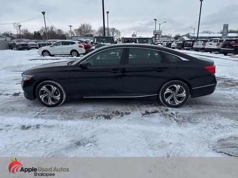 Used 2018 Honda Accord EX image 3