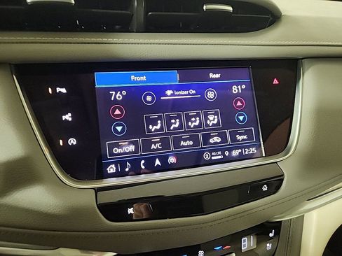 Used 2024 Cadillac XT5 Premium Luxury w/ Technology Package AWD/4WD image 14