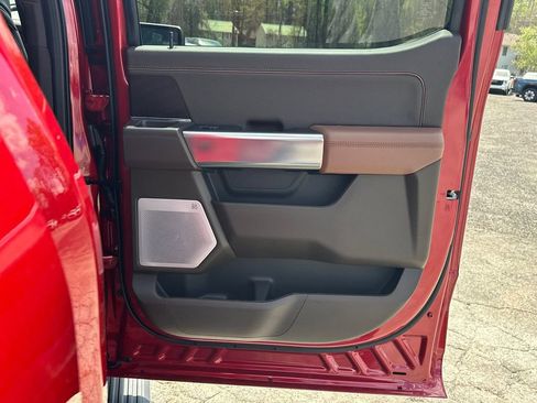 Used 2025 Ford F150 King Ranch w/ FX4 Off-Road Package image 17