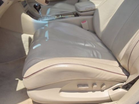 Used 2005 INFINITI Q45 w/ (P01) Premium Pkg image 18