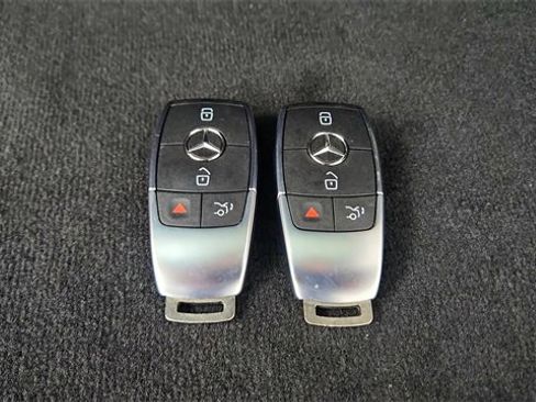 Used 2025 Mercedes-Benz GLS 450 GLS 450 image 67