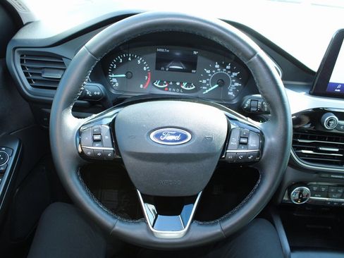 Used 2022 Ford Escape SE w/ Convenience Package image 30