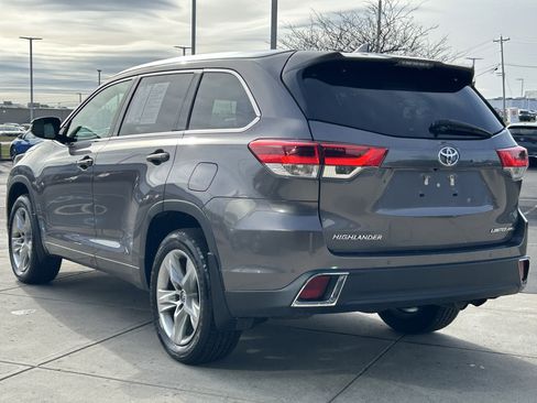 Used 2019 Toyota Highlander Limited image 5