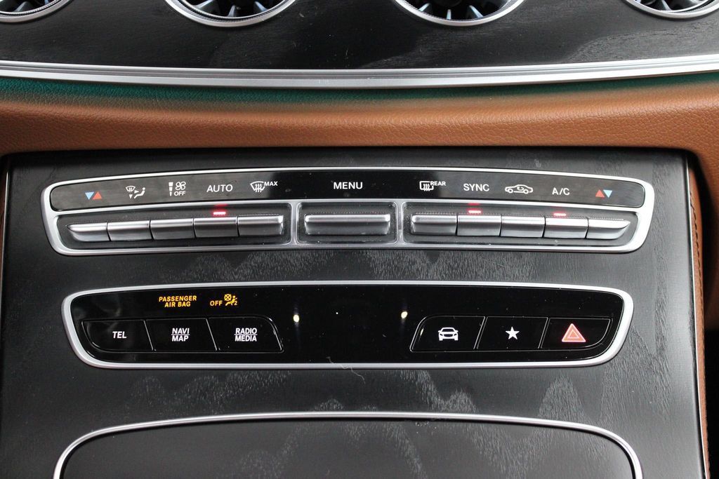 Used 2023 Mercedes-Benz E 450 Cabriolet image 33