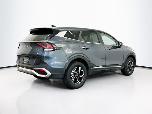 Used 2025 Kia Sportage LX image 9