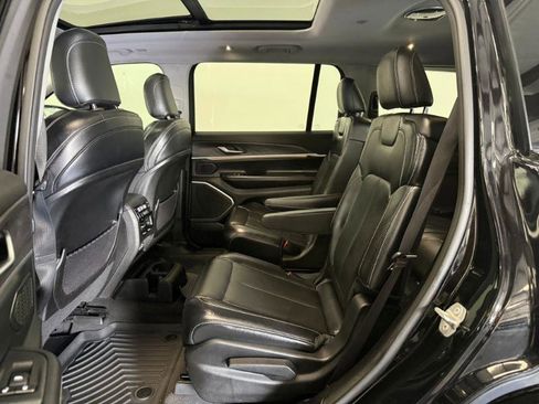 Used 2021 Jeep Grand Cherokee L Limited image 22