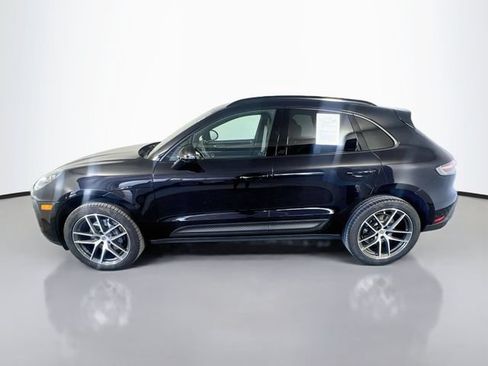 Used 2024 Porsche Macan AWD/4WD image 5