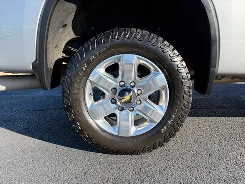 Used 2021 Chevrolet Silverado 3500 LTZ w/ LTZ Premium Package image 16