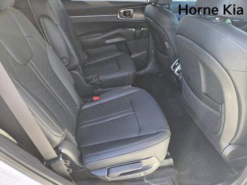New 2025 Kia Sorento EX w/ EX Panoramic Sunroof Package image 11