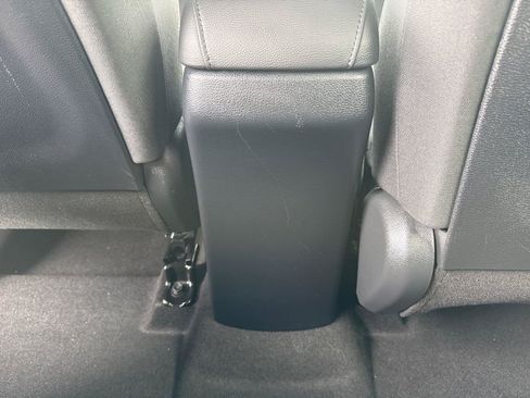 Used 2020 Kia Soul LX FWD image 26