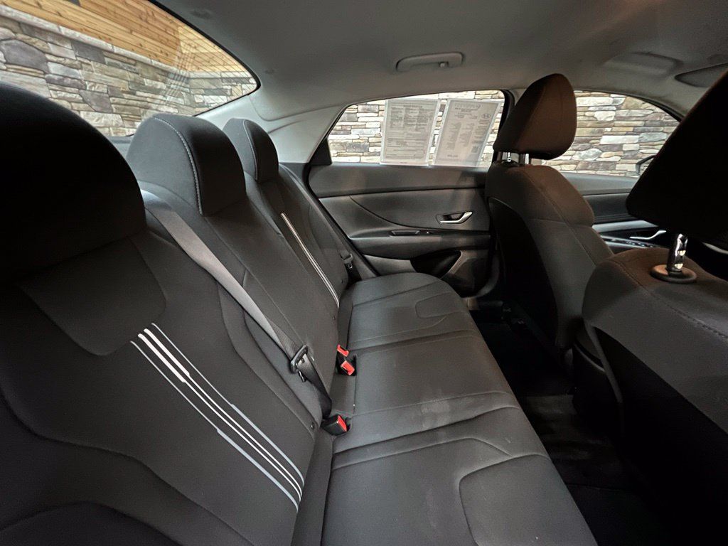 Used 2023 Hyundai Elantra SEL FWD image 50