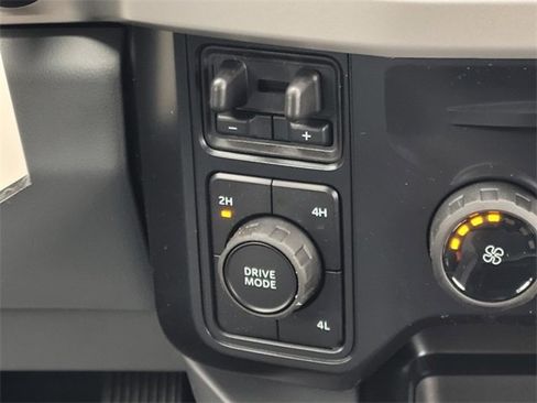 New 2026 Ford F350 XLT image 19