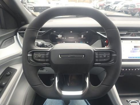 New 2026 Jeep Cherokee Laredo image 15