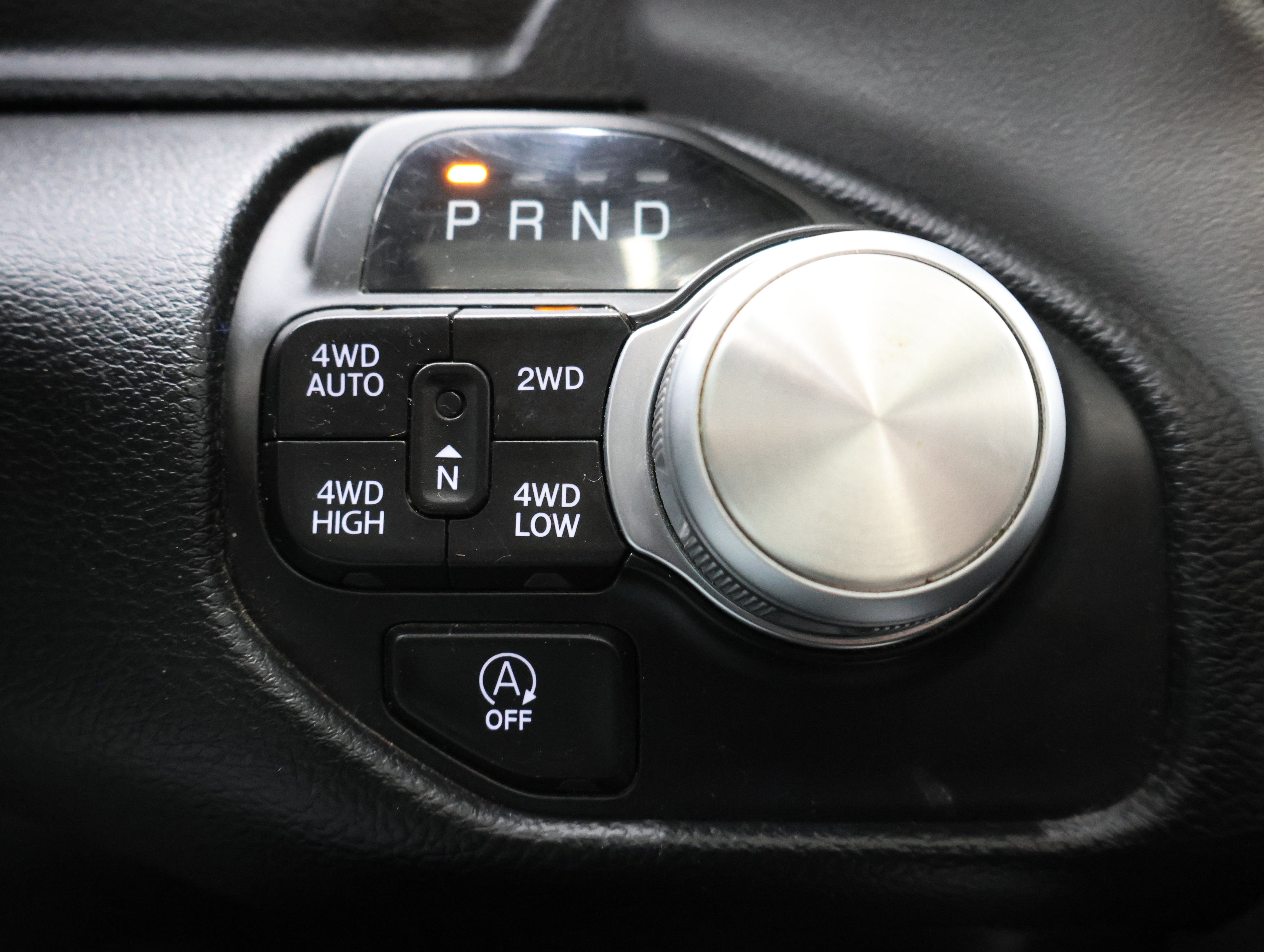 Used 2020 RAM 1500 Laramie AWD/4WD image 46