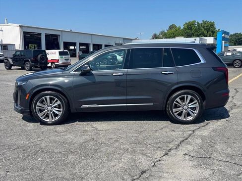 Used 2023 Cadillac XT6 Premium Luxury FWD image 23