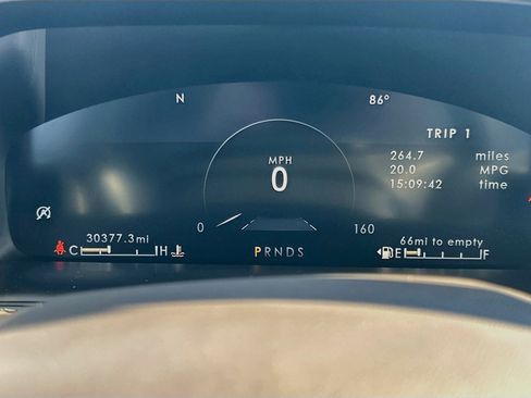 Used 2023 Lincoln Nautilus FWD w/ Premium Package image 12