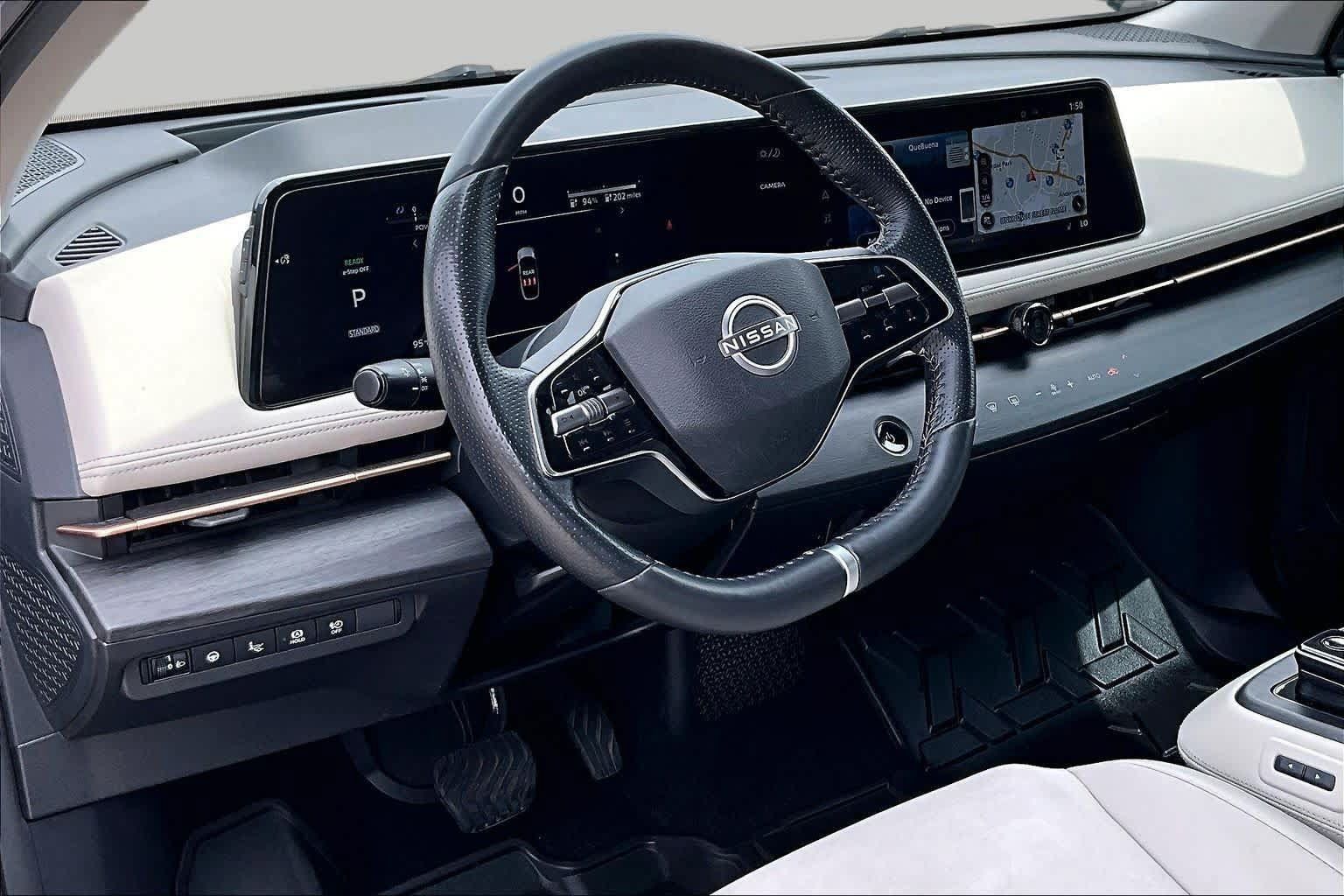 Used 2023 Nissan Ariya FWD image 17