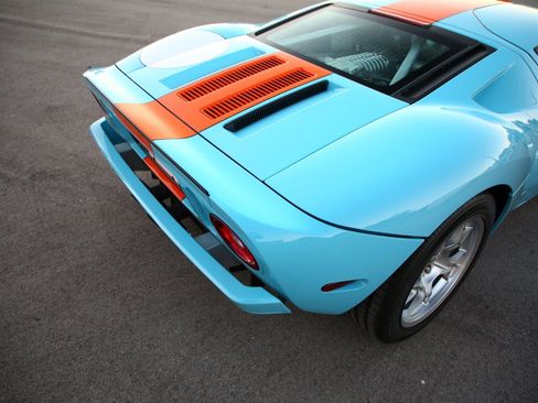 Used 2006 Ford GT image 37