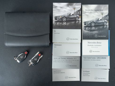 Used 2013 Mercedes-Benz SL 550 image 21
