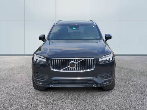 Used 2020 Volvo XC90 T6 Momentum w/ Protection Package AWD/4WD image 2