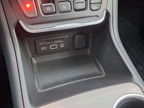 Used 2020 GMC Terrain Denali w/ Denali Premium Package image 13