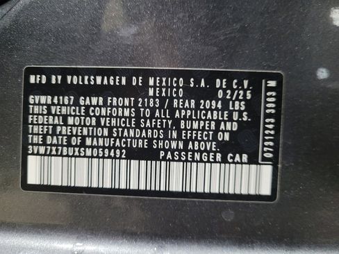Used 2025 Volkswagen Jetta SE FWD image 33