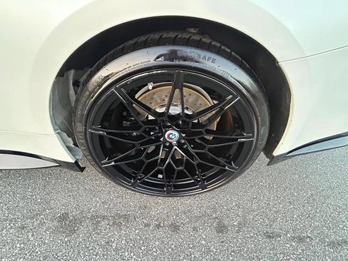 Used 2022 BMW M4 xDrive Competition AWD/4WD image 47
