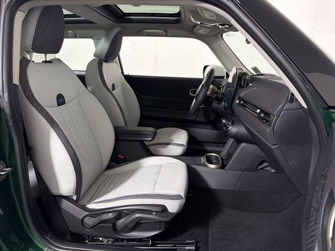 Certified 2025 MINI Cooper S image 23