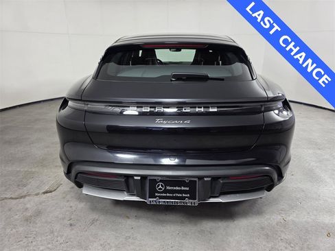 Used 2023 Porsche Taycan 4 Cross Turismo image 5