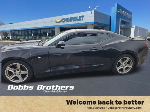 Used 2019 Chevrolet Camaro LT RWD image 12