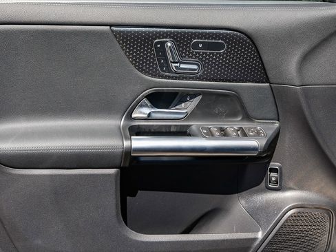 New 2026 Mercedes-Benz GLA 250 4MATIC image 20