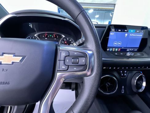 Used 2022 Chevrolet Blazer LT FWD image 21