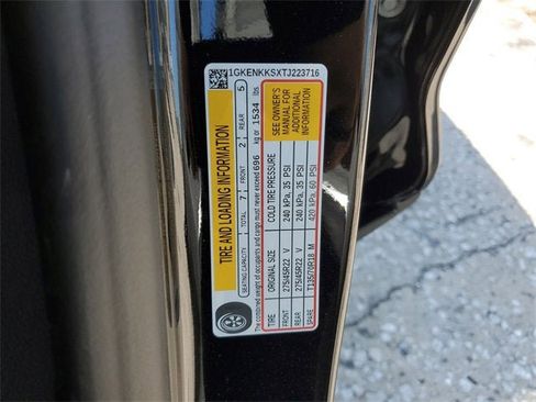 New 2026 GMC Acadia Elevation image 31