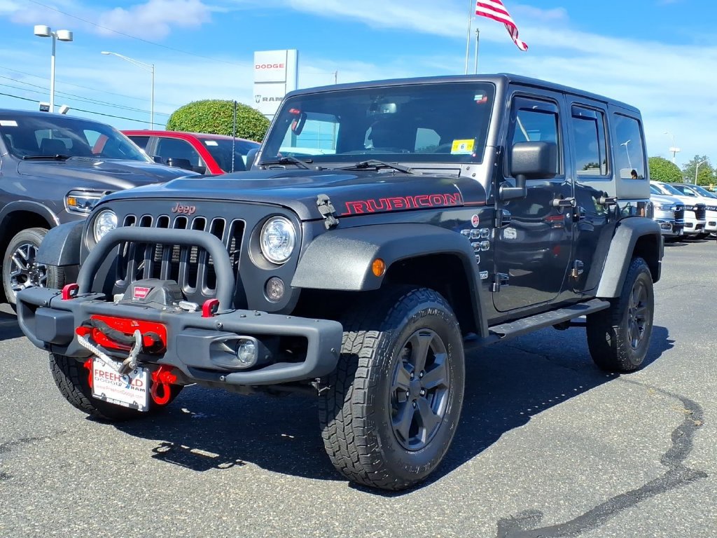 Used 2017 Jeep Wrangler Unlimited Rubicon AWD/4WD image 3