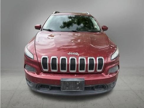 Used 2014 Jeep Cherokee Latitude w/ Cold Weather Group AWD/4WD image 2