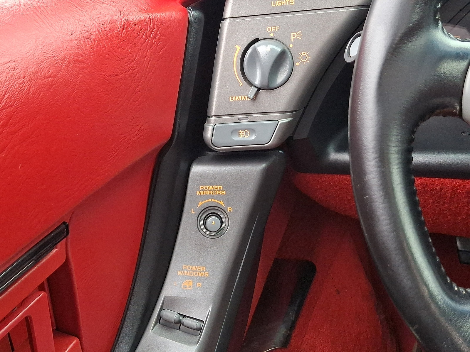 Used 1991 Chevrolet Corvette Convertible RWD image 22