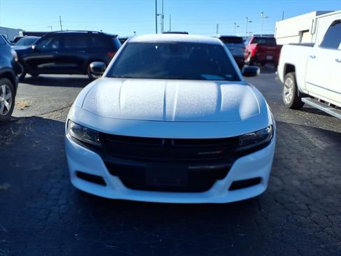 Used 2022 Dodge Charger SXT w/ Blacktop Package image 6