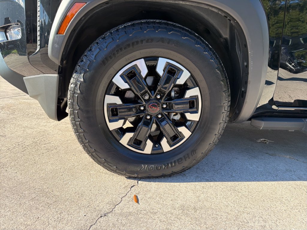 Used 2022 Nissan Frontier Pro-X RWD image 11