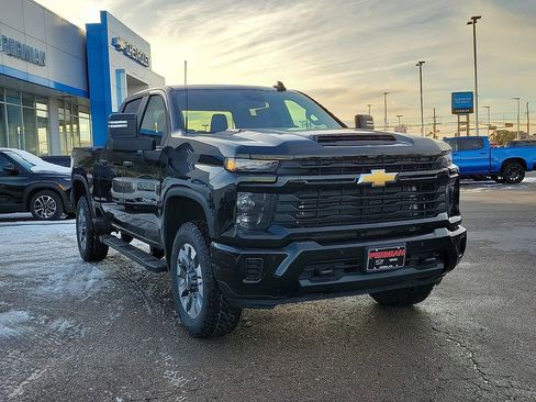 New 2026 Chevrolet Silverado 2500 Custom w/ Custom Value Package image 2