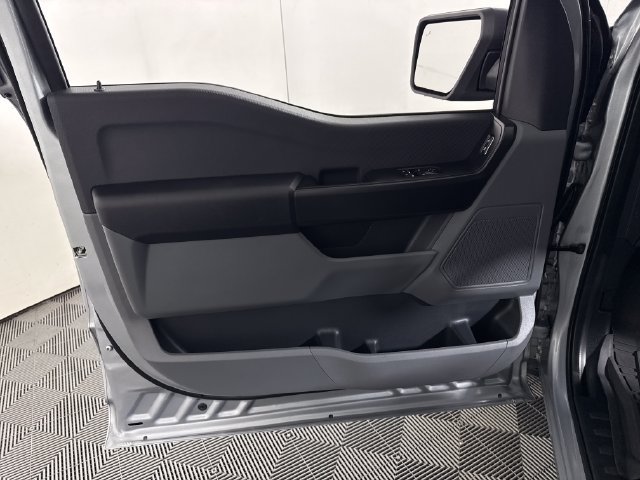 Used 2025 Ford F150 XL w/ Equipment Group 103A High RWD image 24