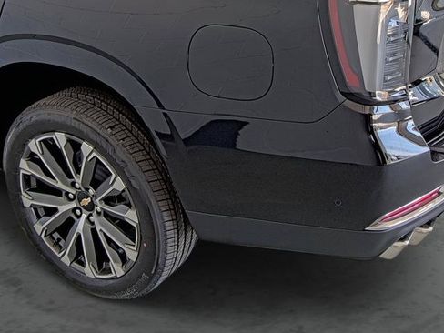 New 2026 Chevrolet Tahoe High Country AWD/4WD image 9