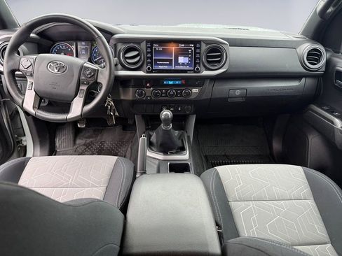 Used 2023 Toyota Tacoma TRD Off-Road image 12