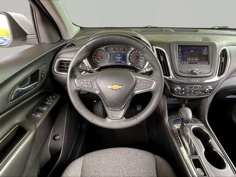 Used 2023 Chevrolet Equinox LT FWD image 11