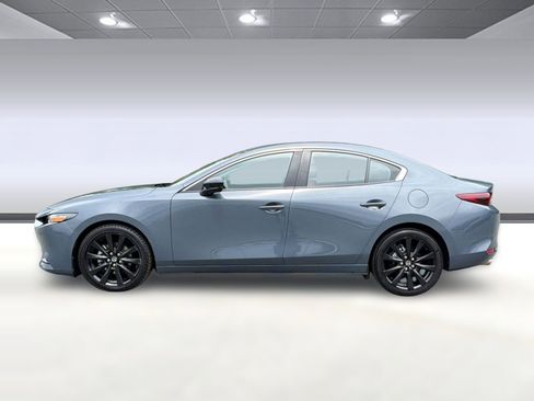 Used 2023 MAZDA MAZDA3 s AWD/4WD image 2