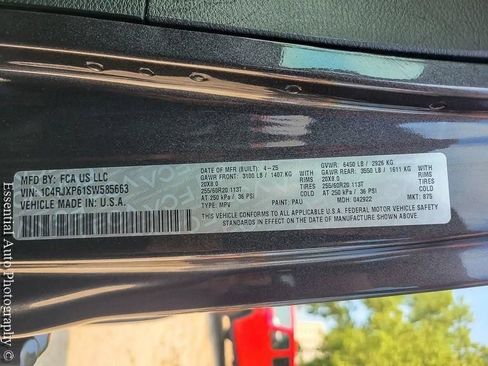 Certified 2025 Jeep Wrangler Unlimited Sahara AWD/4WD image 28